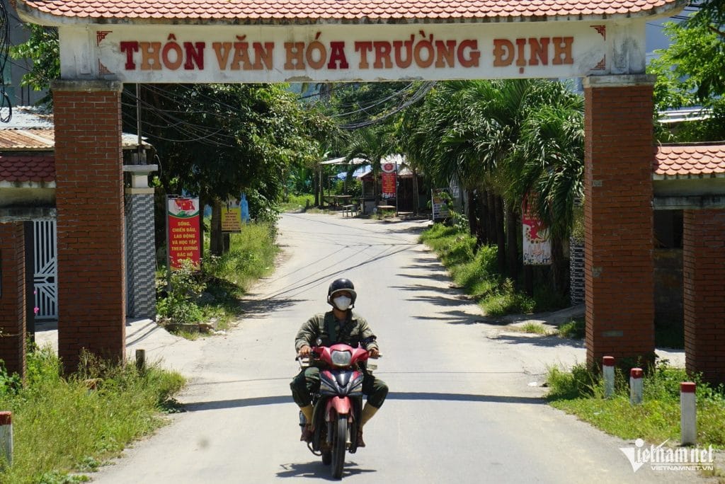 Khu vực hiện chủ yếu làm nông nghiệp và nuôi trồng thủy sản. Việc hình thành khu thương mại sẽ thúc đẩy phát triển kinh tế - xã hội địa phương.