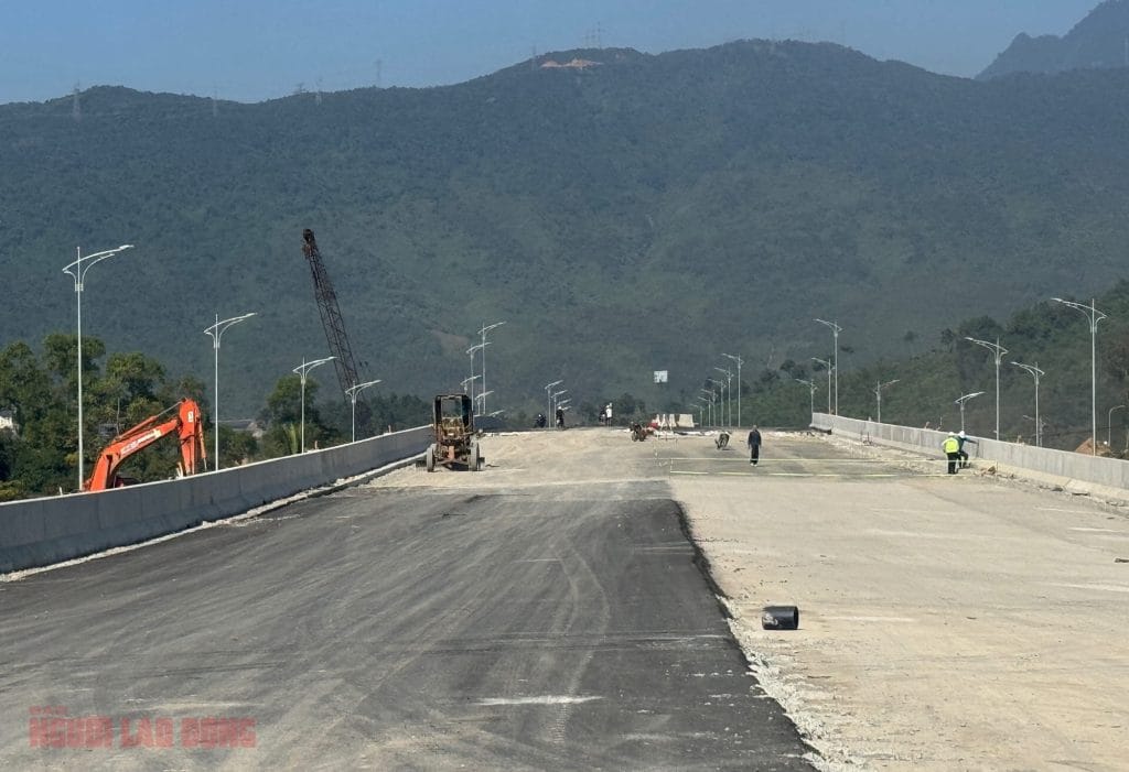 Đại công trường cảng Liên Chiểu trước ngày về đích - Ảnh 3