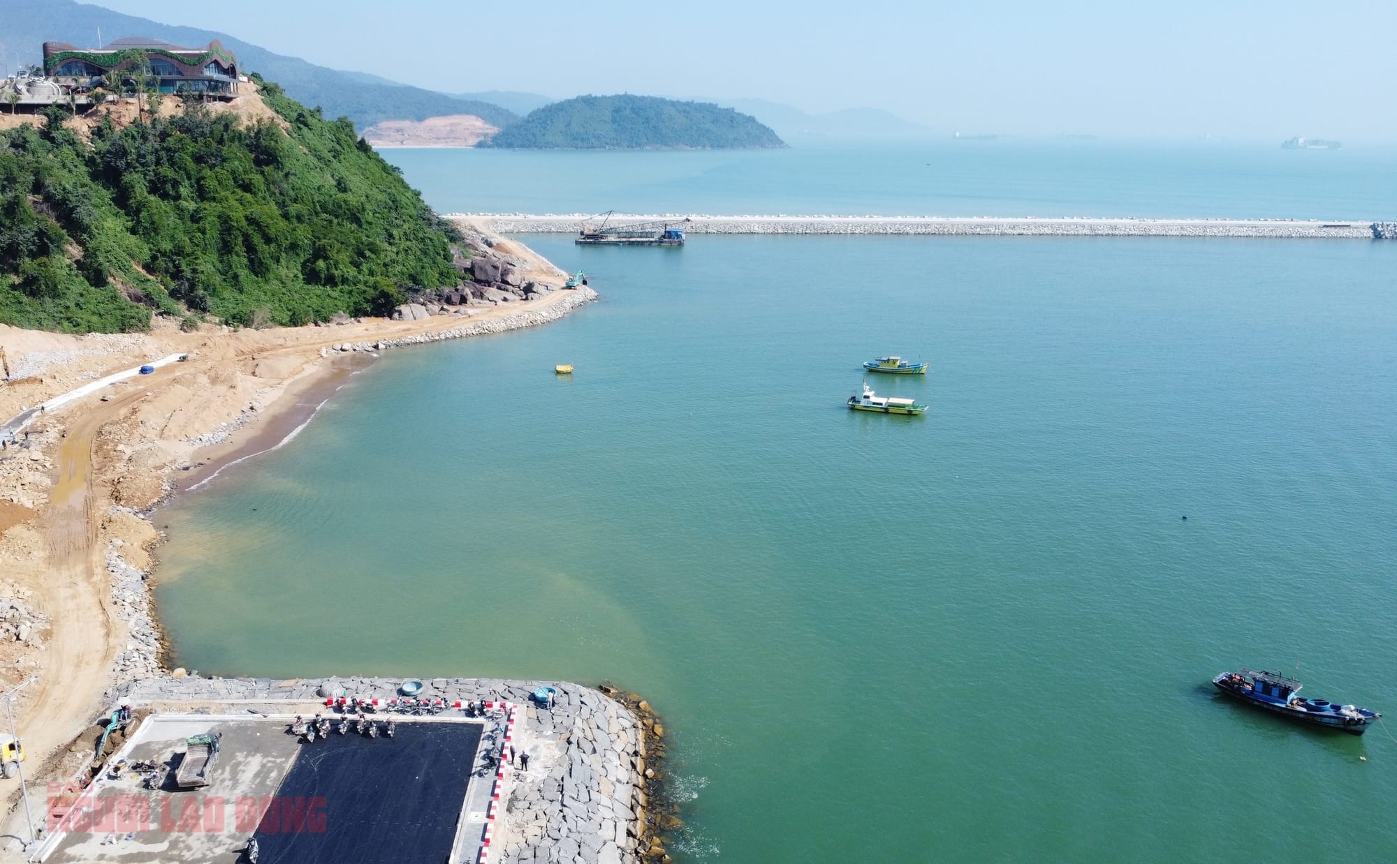 Đại công trường cảng Liên Chiểu trước ngày về đích - Ảnh 6