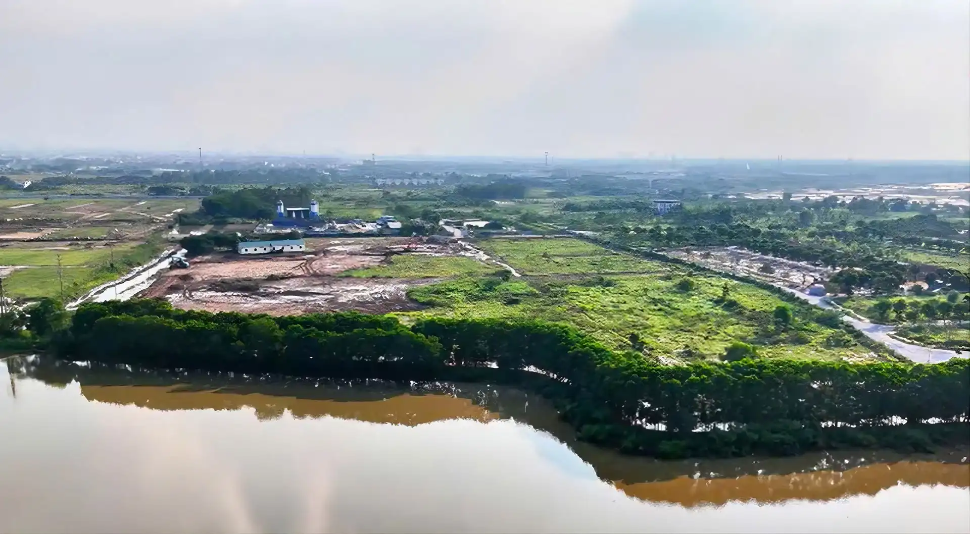 Hình ảnh thực tế khu đất và hạ tầng đang triển khai tại dự án Pearl Rivera Hà Nội.